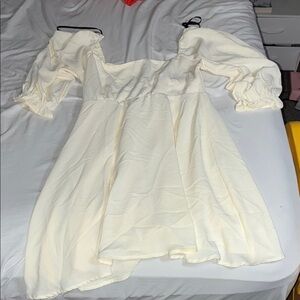 NWT - Cream Puff Sleeve Dress